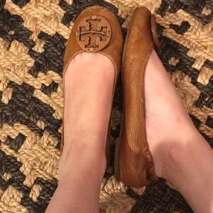Tory Burch flats (genuine)